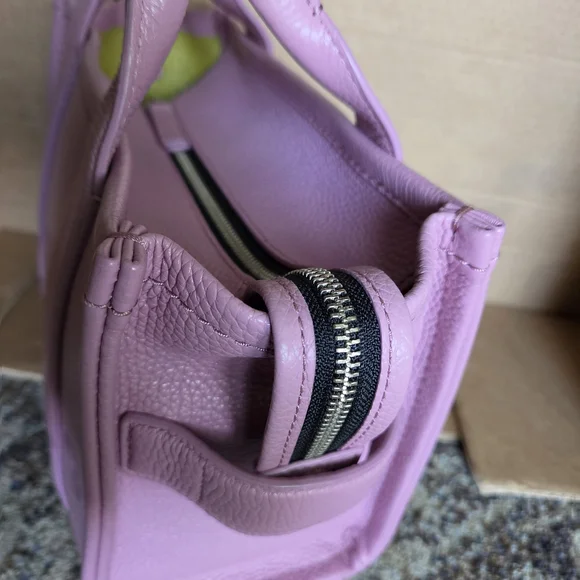 Marc Jacobs Lilas ''The Tote Bag' Small - Picture 8 of 14